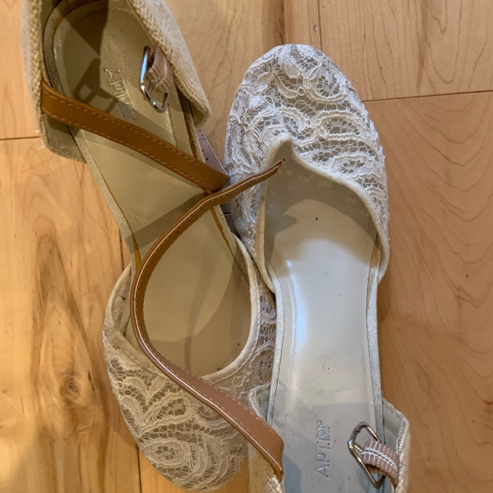 White Lace Wedge with Strap